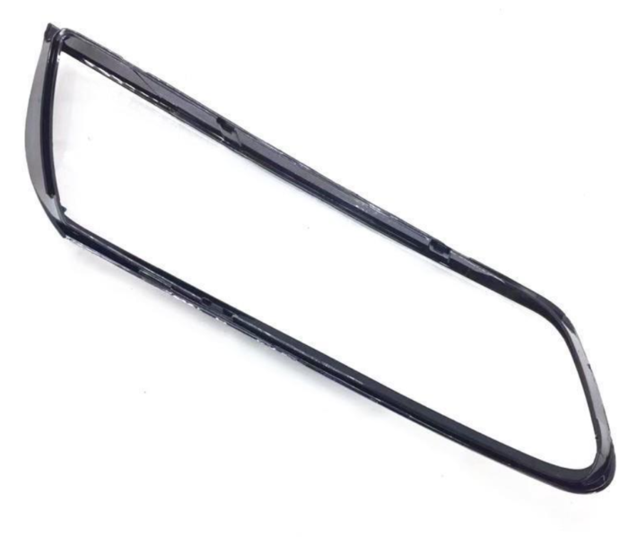 وولوو S40 2006-2012 ہیڈلائٹ لینز کور – دائیں